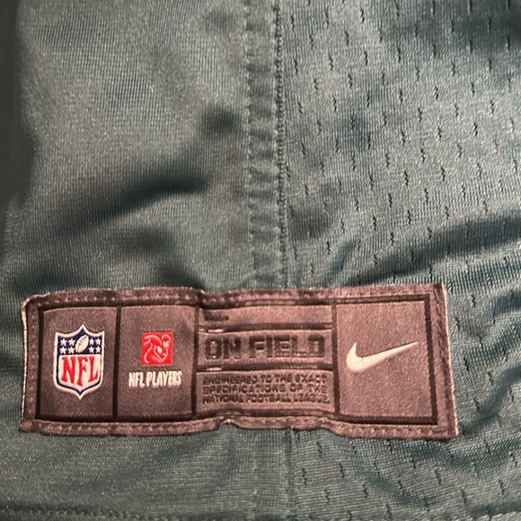 woman’s medium Carson Wentz eagles jersey- size M-super bowl edition - Picture 5 of 5